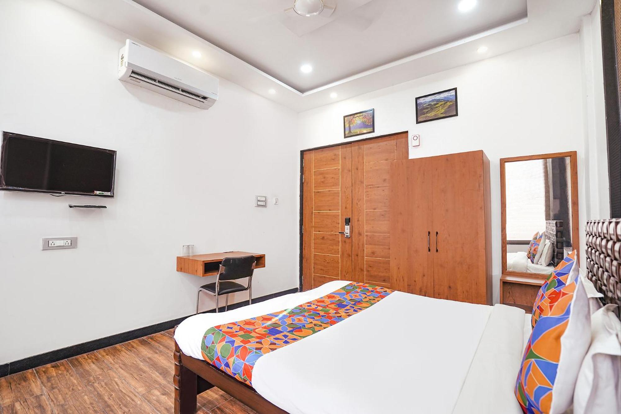 Fabhotel Villa De Benares エクステリア 写真