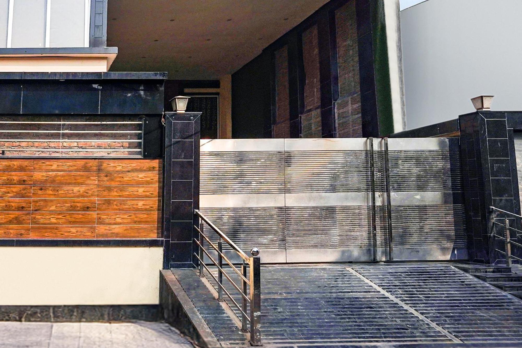 Fabhotel Villa De Benares エクステリア 写真