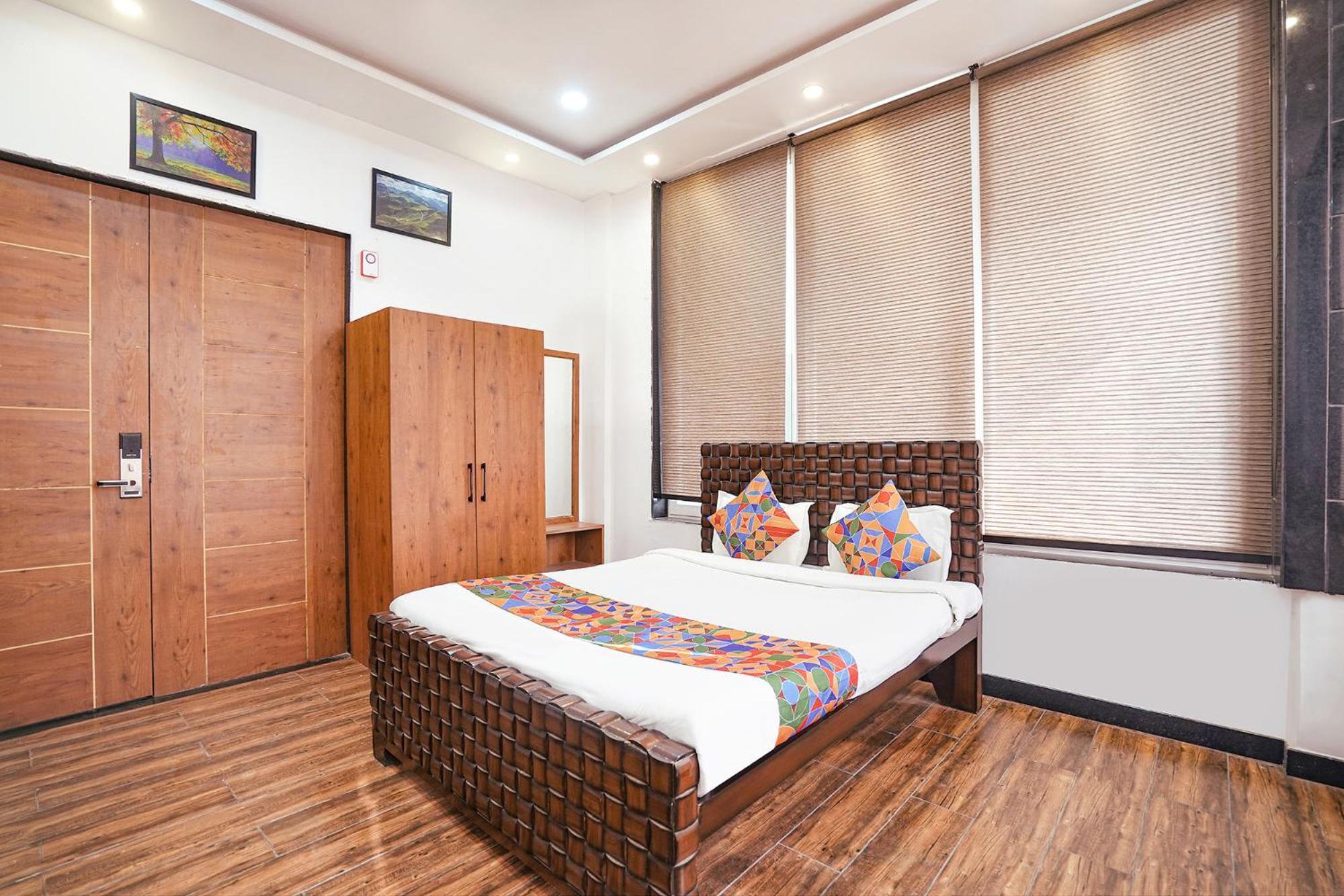 Fabhotel Villa De Benares エクステリア 写真