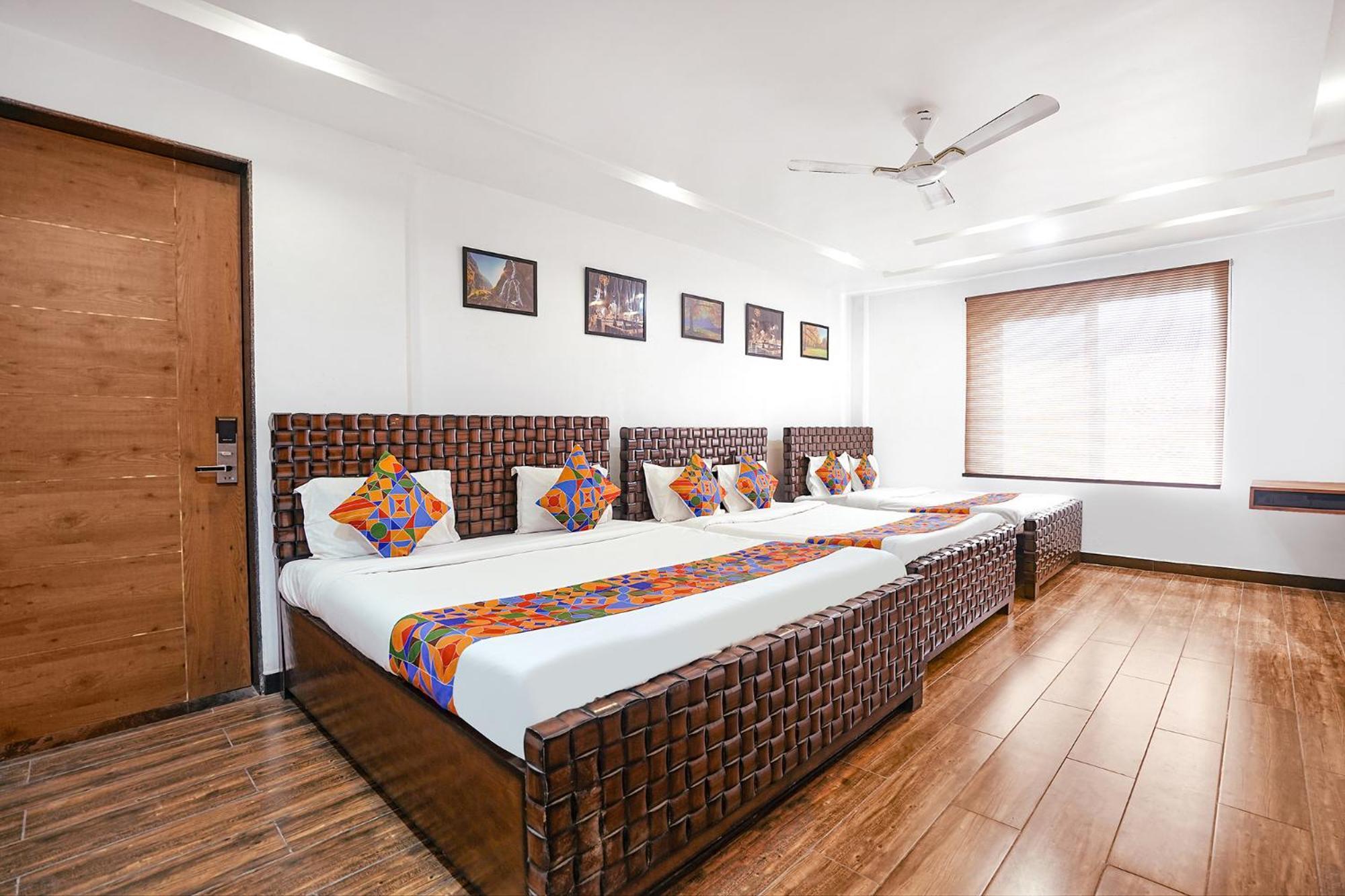 Fabhotel Villa De Benares エクステリア 写真