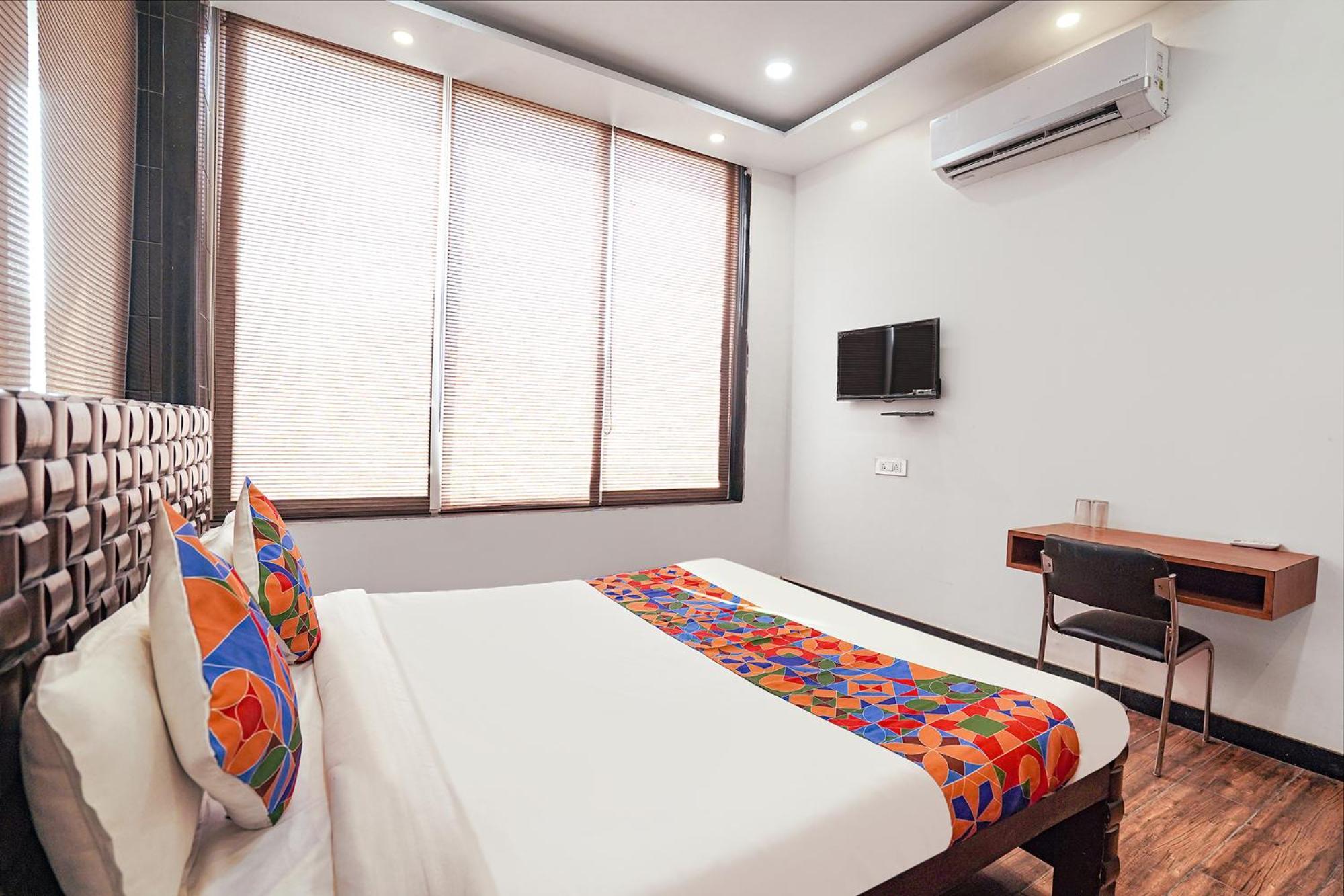 Fabhotel Villa De Benares エクステリア 写真
