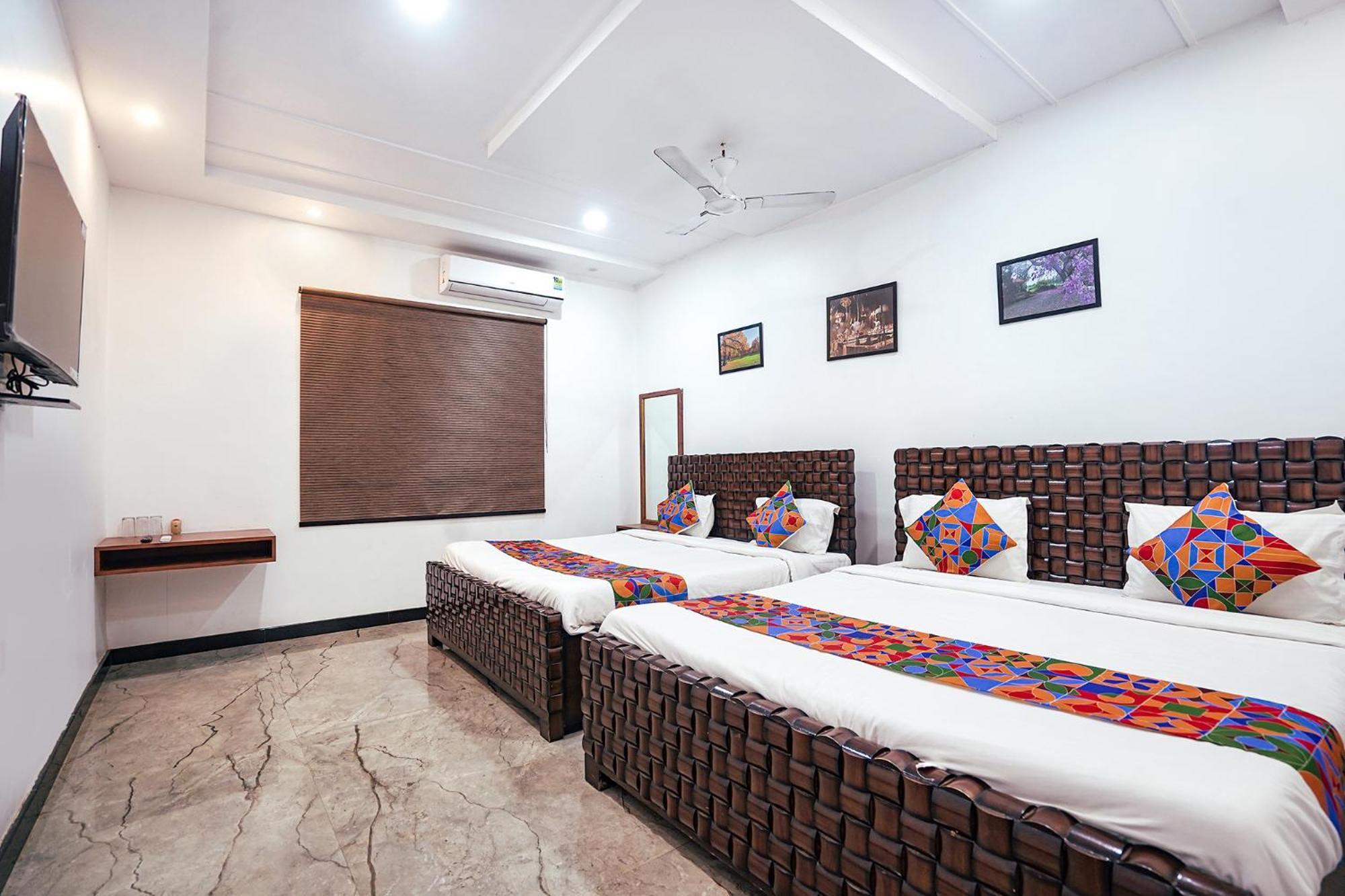 Fabhotel Villa De Benares エクステリア 写真